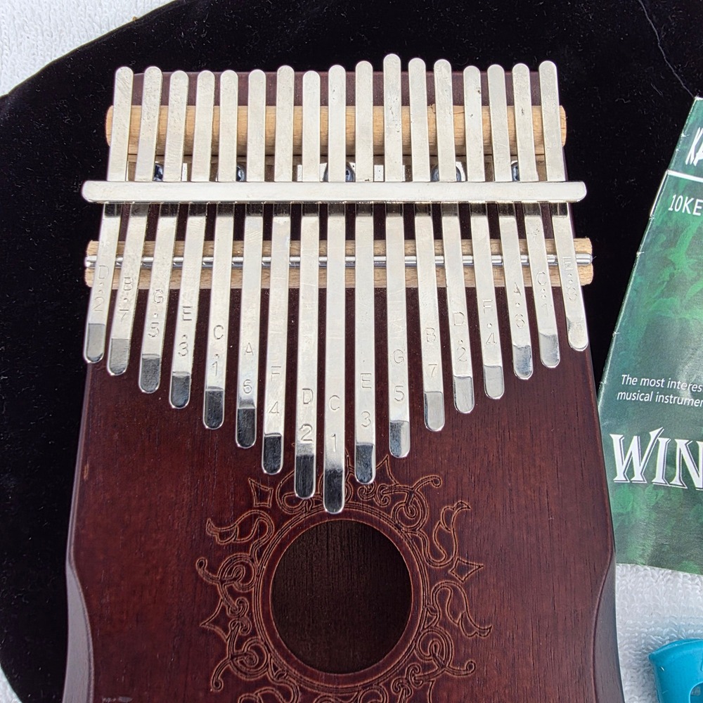 Winly 17 Key Kalimba Thumb Piano Mahogany Wood Mbira with Tuning Hammer and Bag - Picture 3 of 4